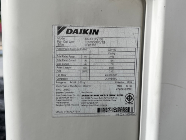 แอร์แบบสี่ทิศทาง ยี่ห้อ Daikin รุ่น FCRN30FXV1S ขนาด 30,000 BTU(2)