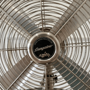 พัดลมเหล็กตั้งโต๊ะ 12 นิ้ว สไตล์วินเทจ ยี่ห้อ Bungalow Fan (1)