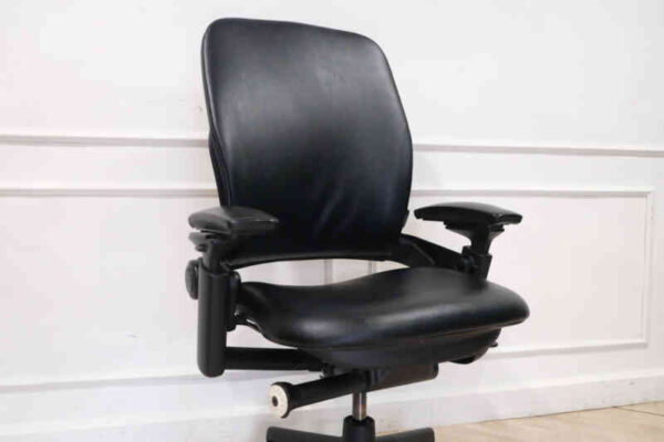 Ergonomic Chair Made in USA (BLACK) เก้าอี้ทำงานเพื่อสุขภาพ Steelcase รุ่น Leap V2 (21)_XNOI8IW6WC