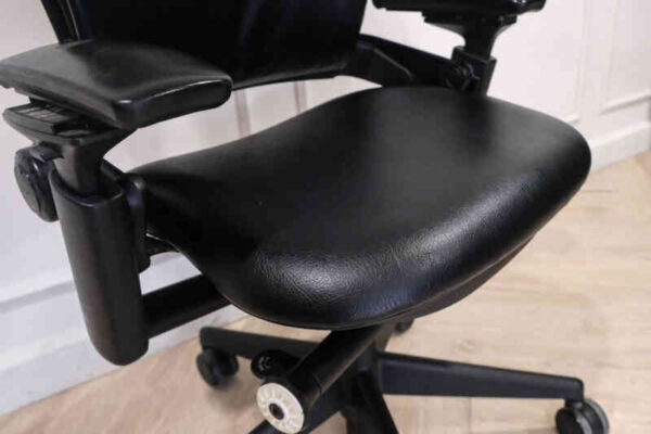 Ergonomic Chair Made in USA (BLACK) เก้าอี้ทำงานเพื่อสุขภาพ Steelcase รุ่น Leap V2 (21)_XNOI8IW6WC